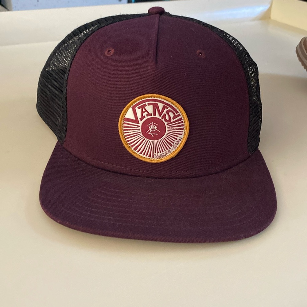 Vans. Burgundy Vintage Snap Back Trucker Hat